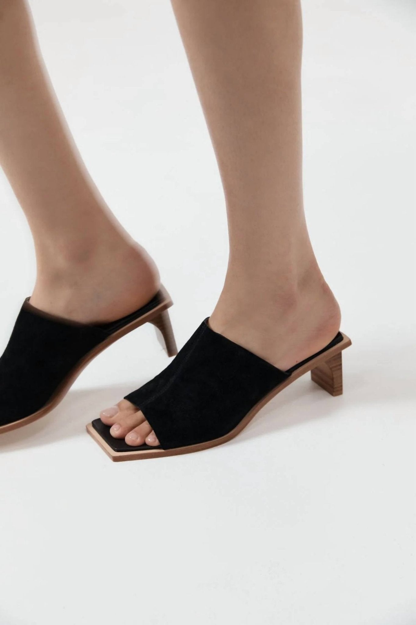 St. Agni - Raw Edge Heel - black - heels - shoes