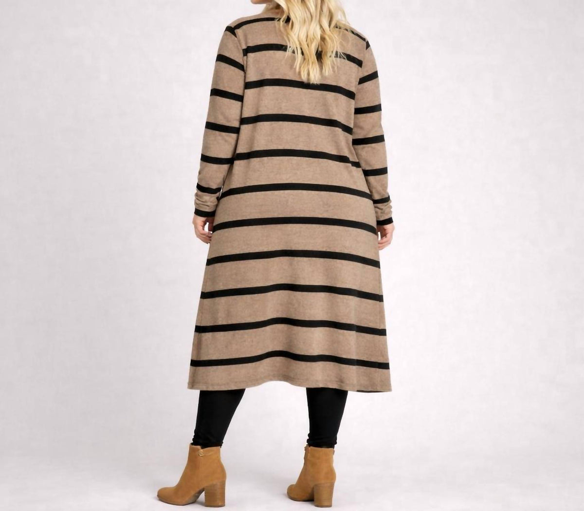Staccato - Spring Forward Cardigan - Plus