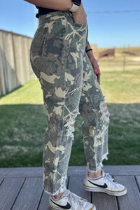 Sterling Kreek - Distressed Crop Jeans