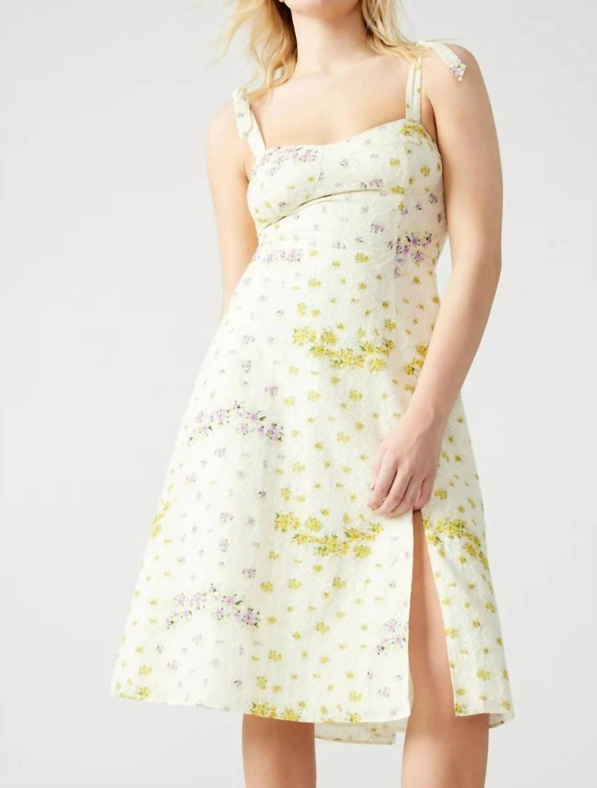 Steve Madden - Carlynn Eyelet Midi Dress