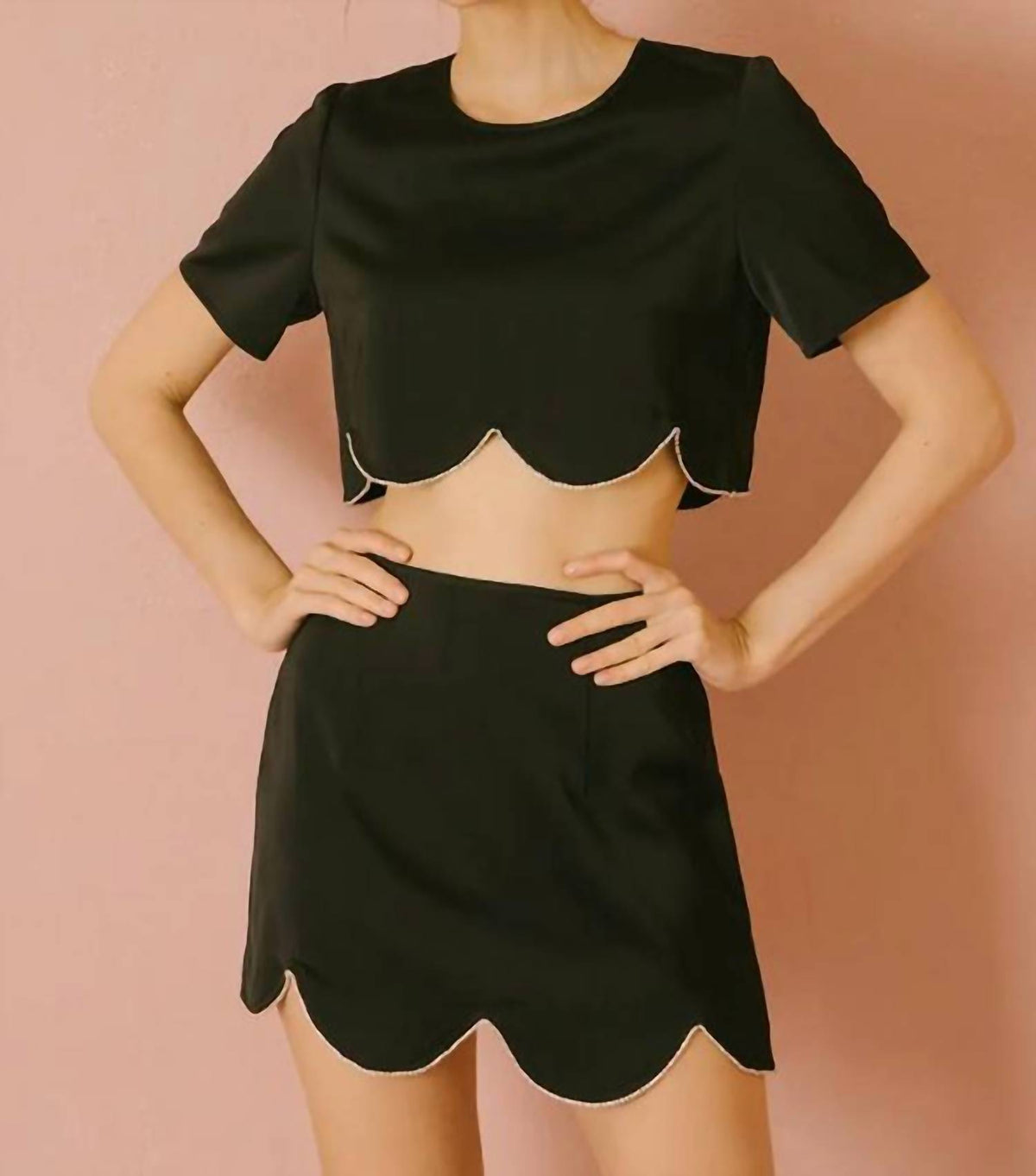 Storia - Rhinestone Trim Cropped Top