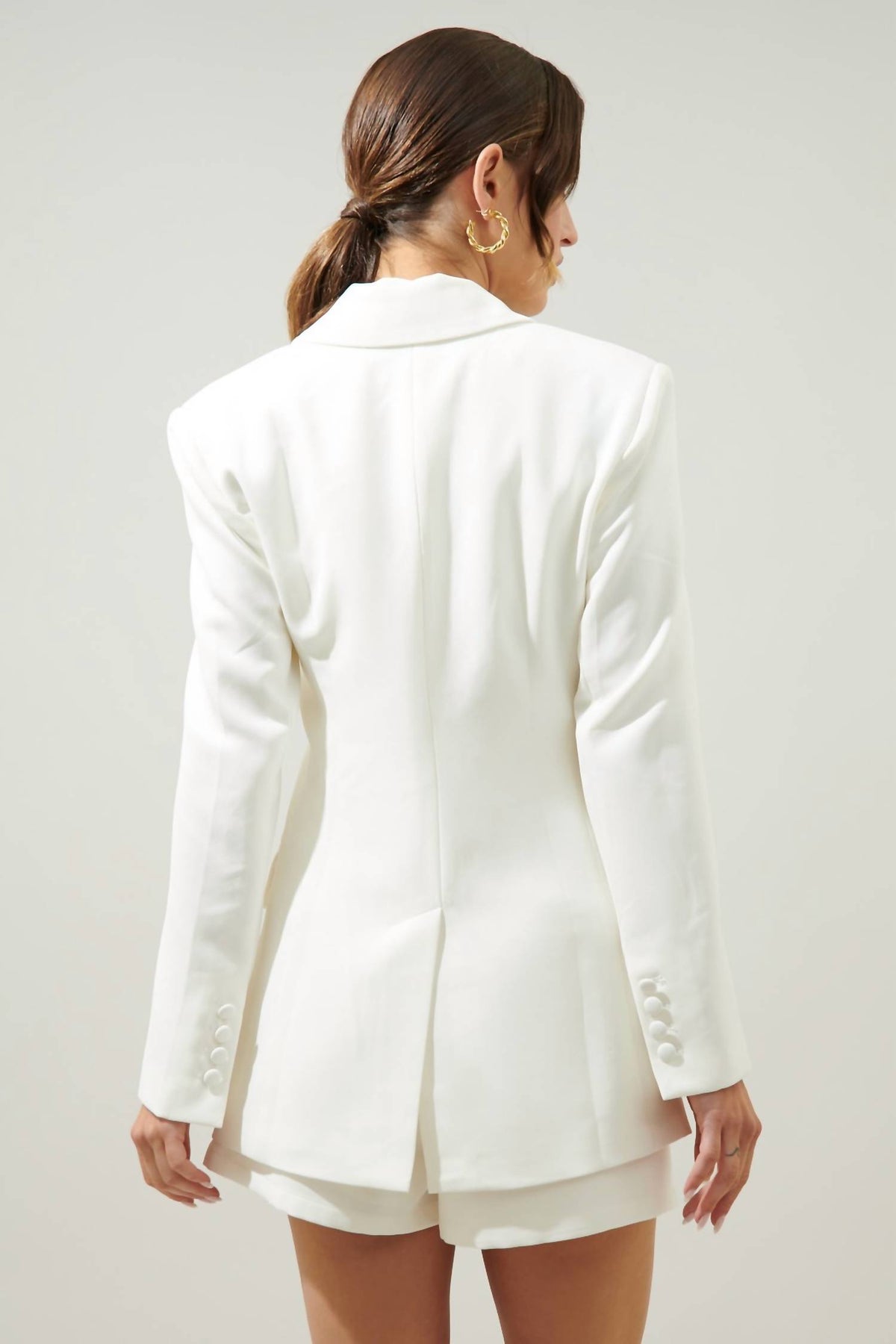 Sugarlips - CHELSEA FITTED NOTCH LAPEL BLAZER