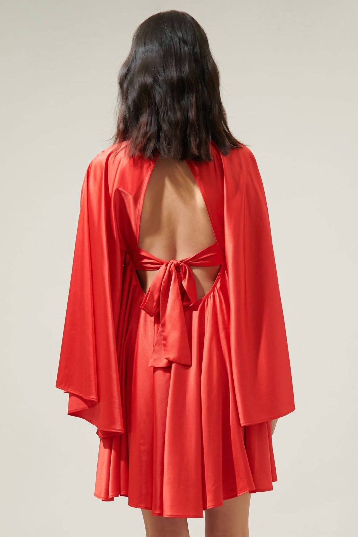 Sugarlips - Priella Wing Sleeve Shift Mini Dress