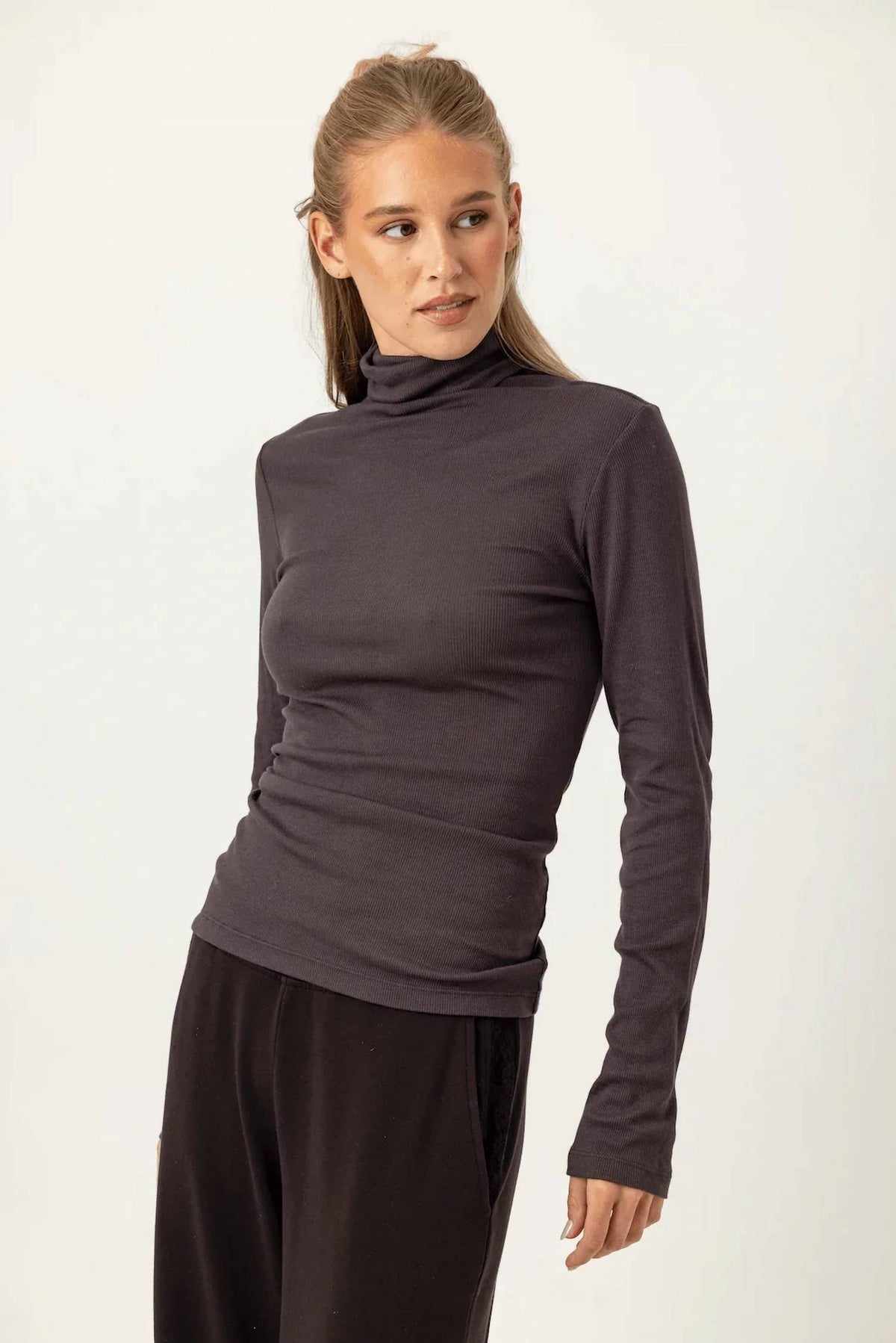 Sundays - Katya Turtleneck Sweater