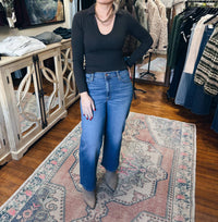Sundays - Women's Jamie Tee