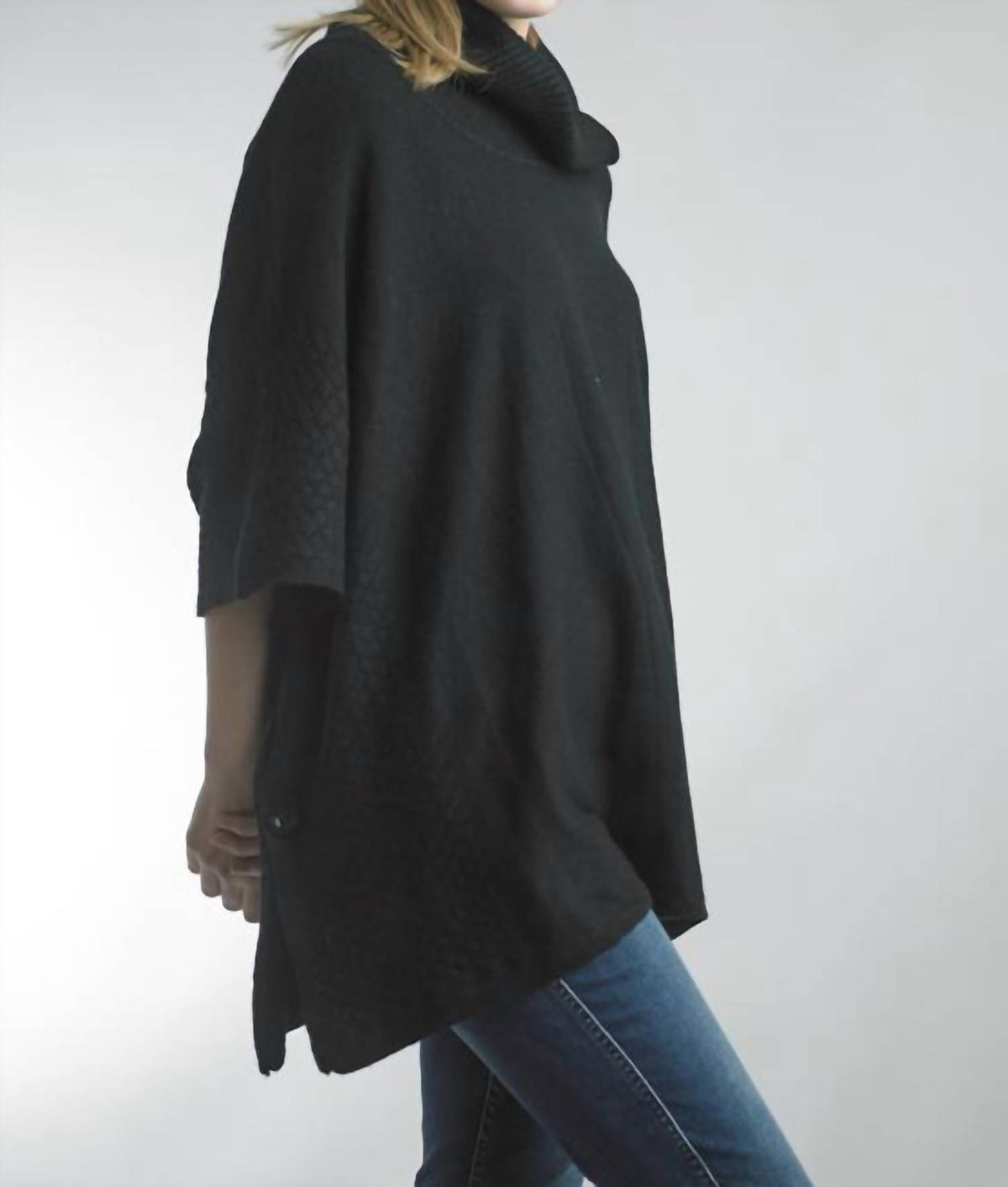Tempo Paris - Ribbed Edge Poncho