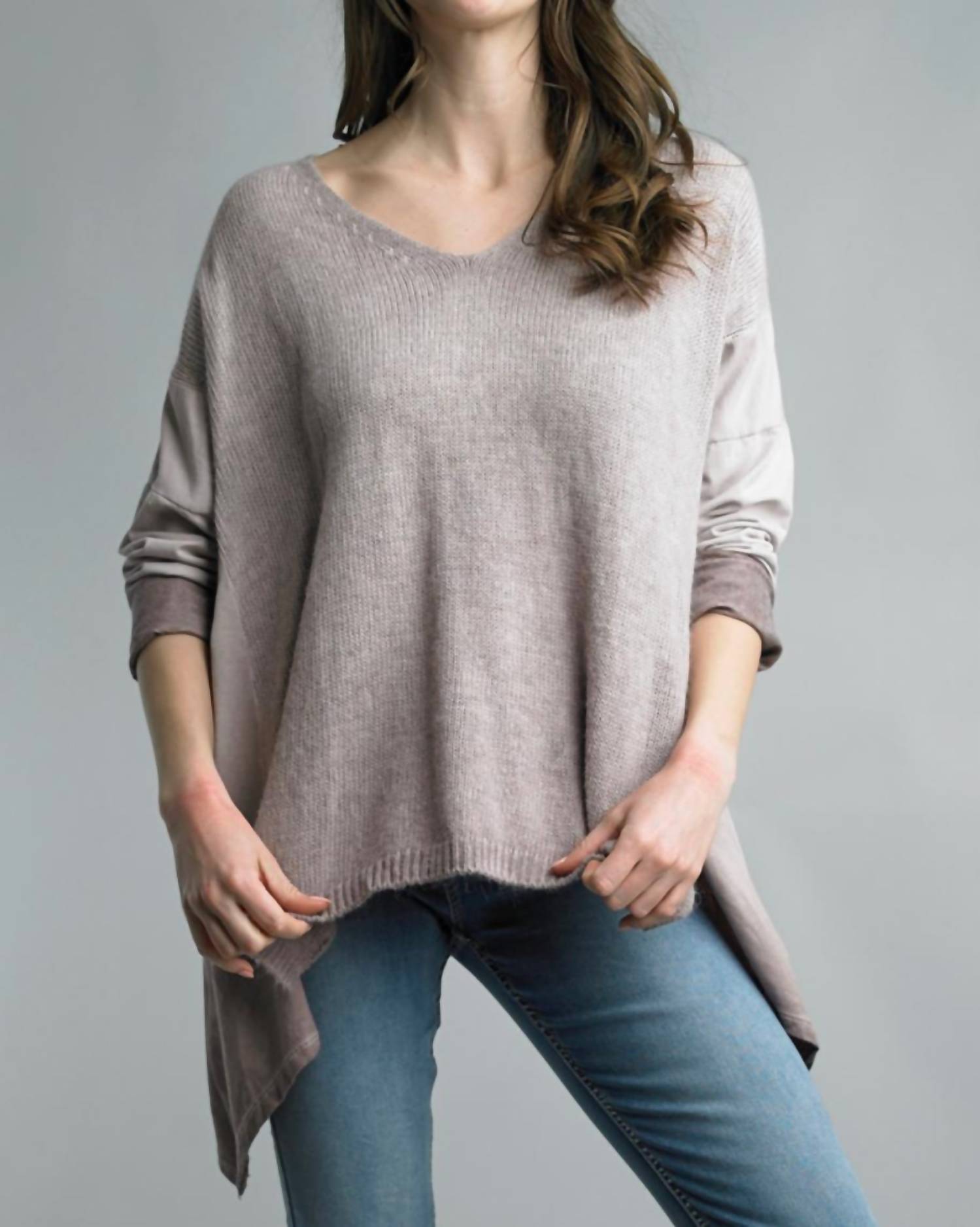Tempo Paris - V - neck Pullover Top - beige - clothing - cotton