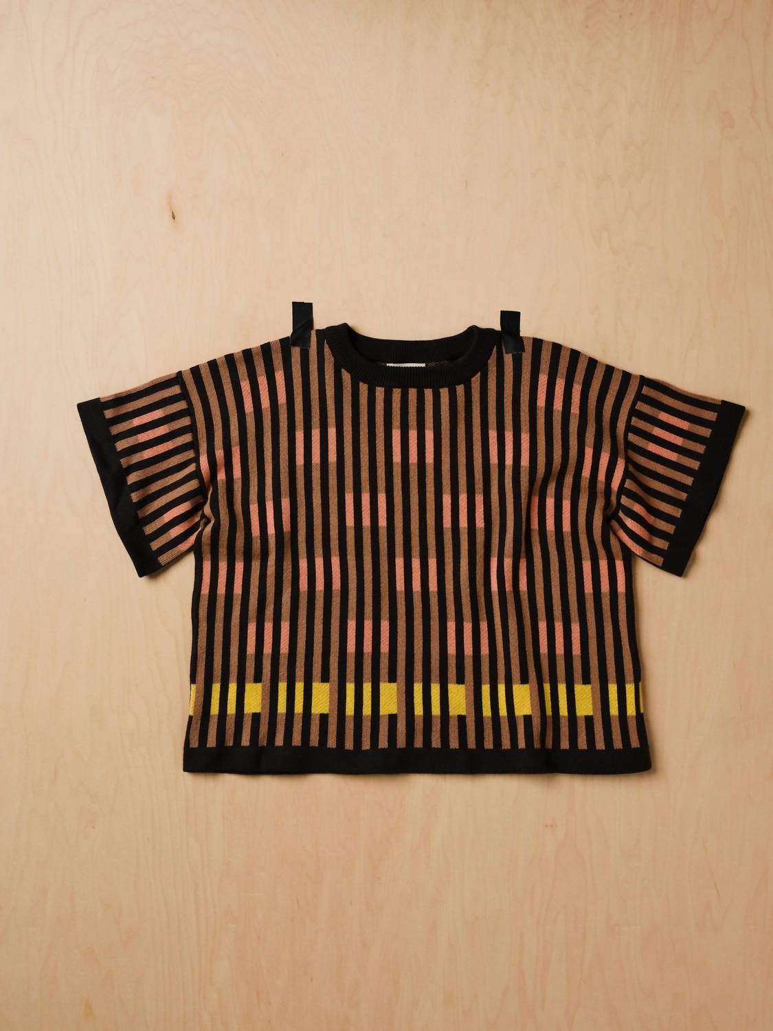 The Endery - Bauhaus Short Sleeve Sweater Tee