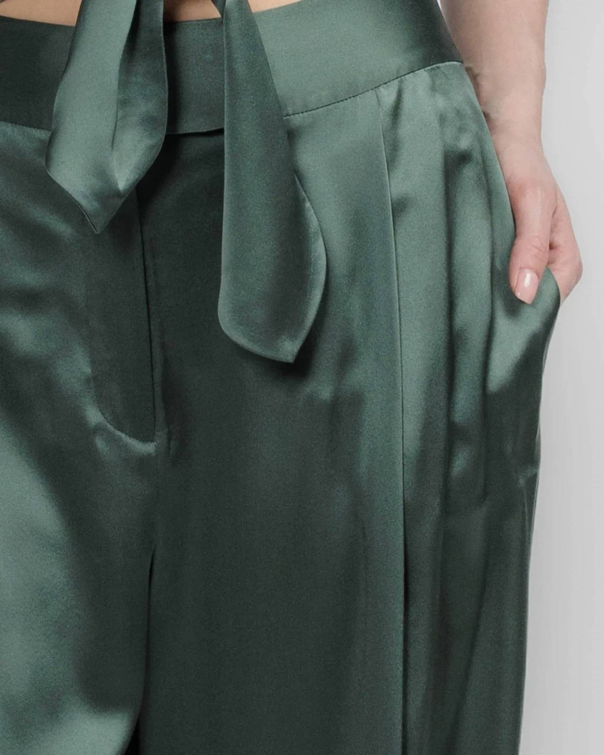 The Sei - Silk Relaxed Trouser