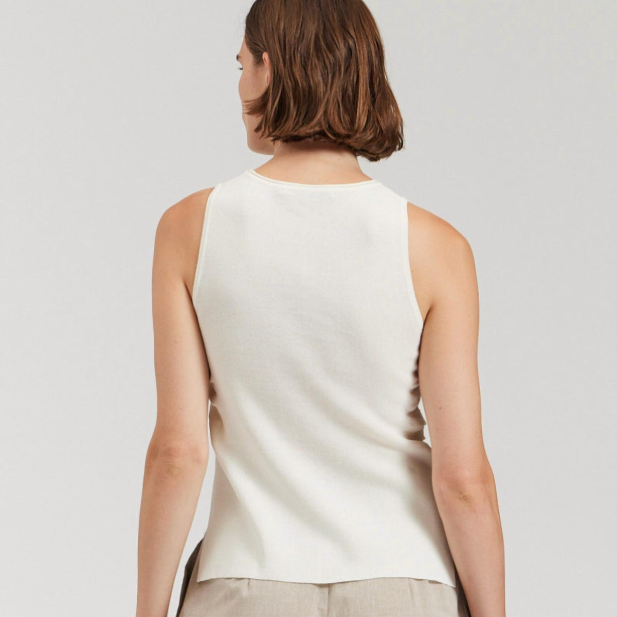 There-Elsewhere - Linen Tank Top