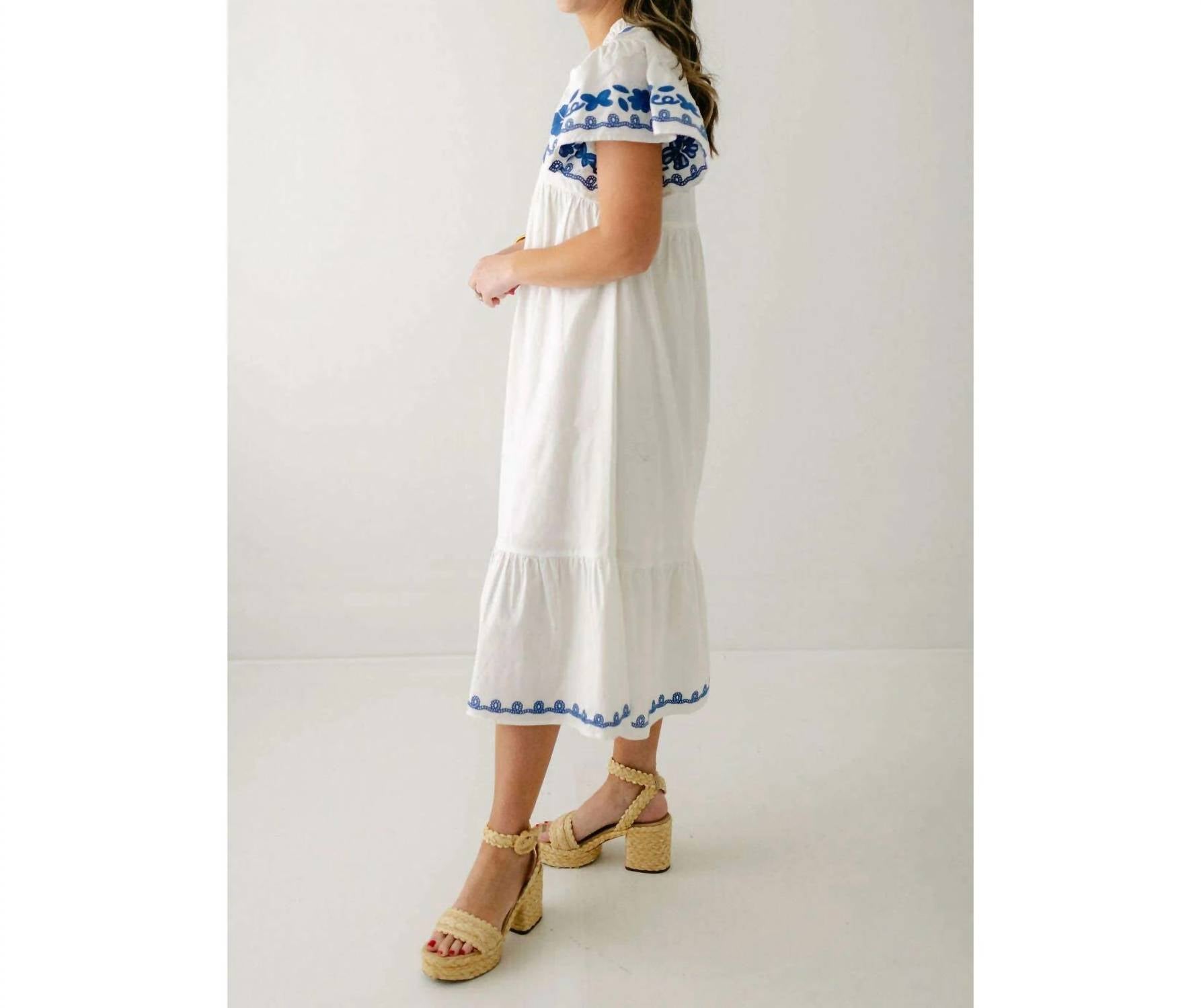 Thml - Blossom Embroidery Dress - Plus - clothing - dresses - midi
