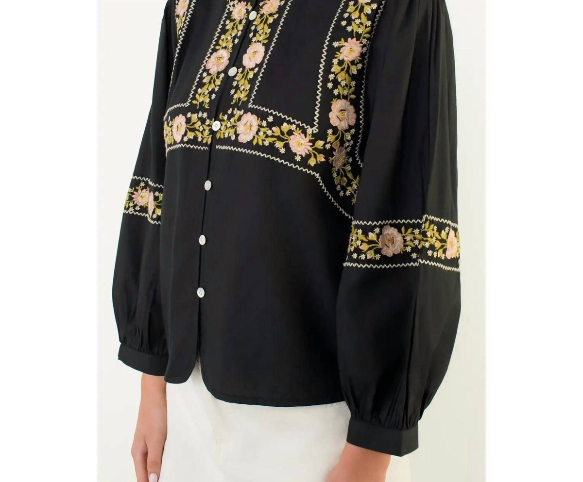 Thml - Floral Embroidery Detail Top