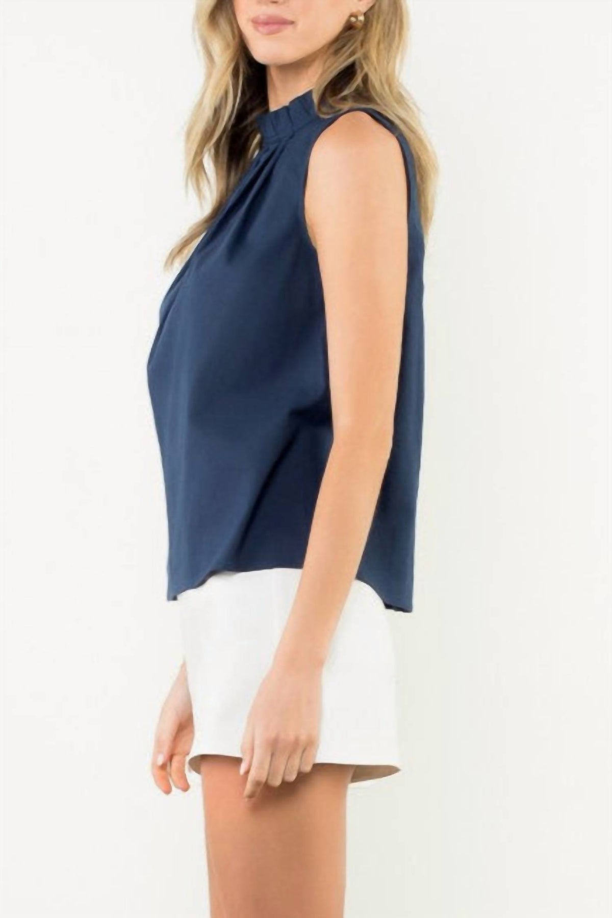 Thml - Lovely Mock Neck Sleeveless Top