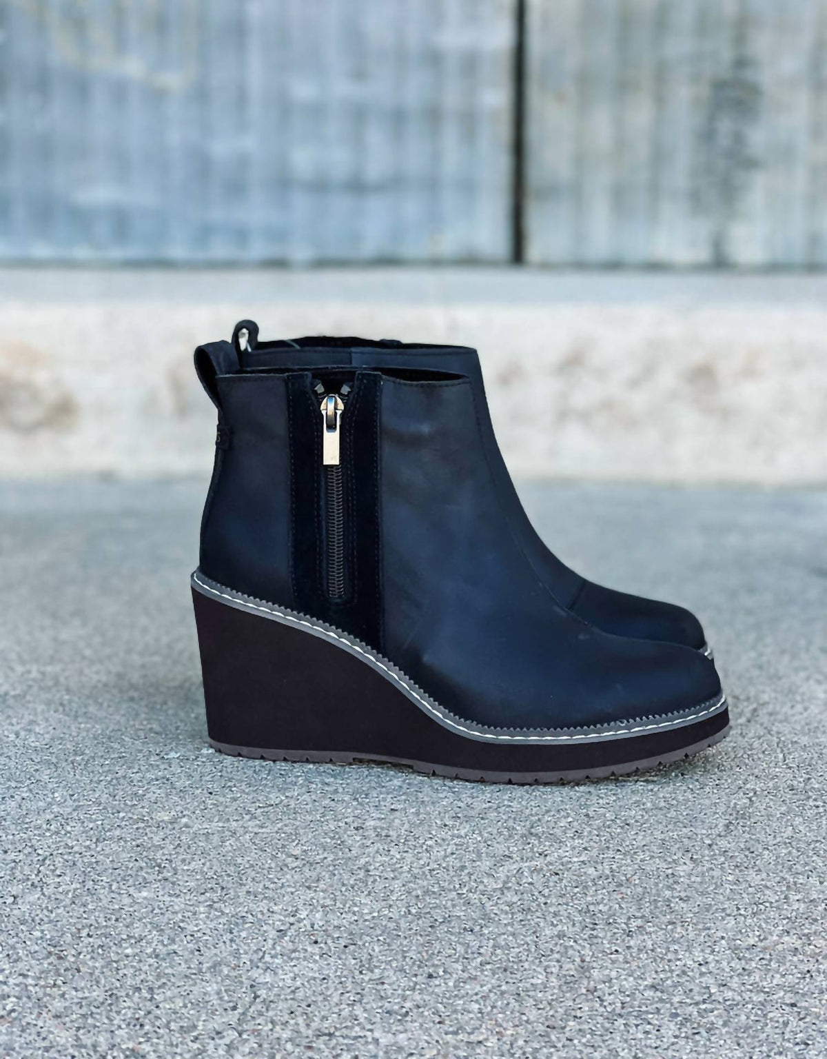 Toms - Women's Raven Wedge Heel Boots