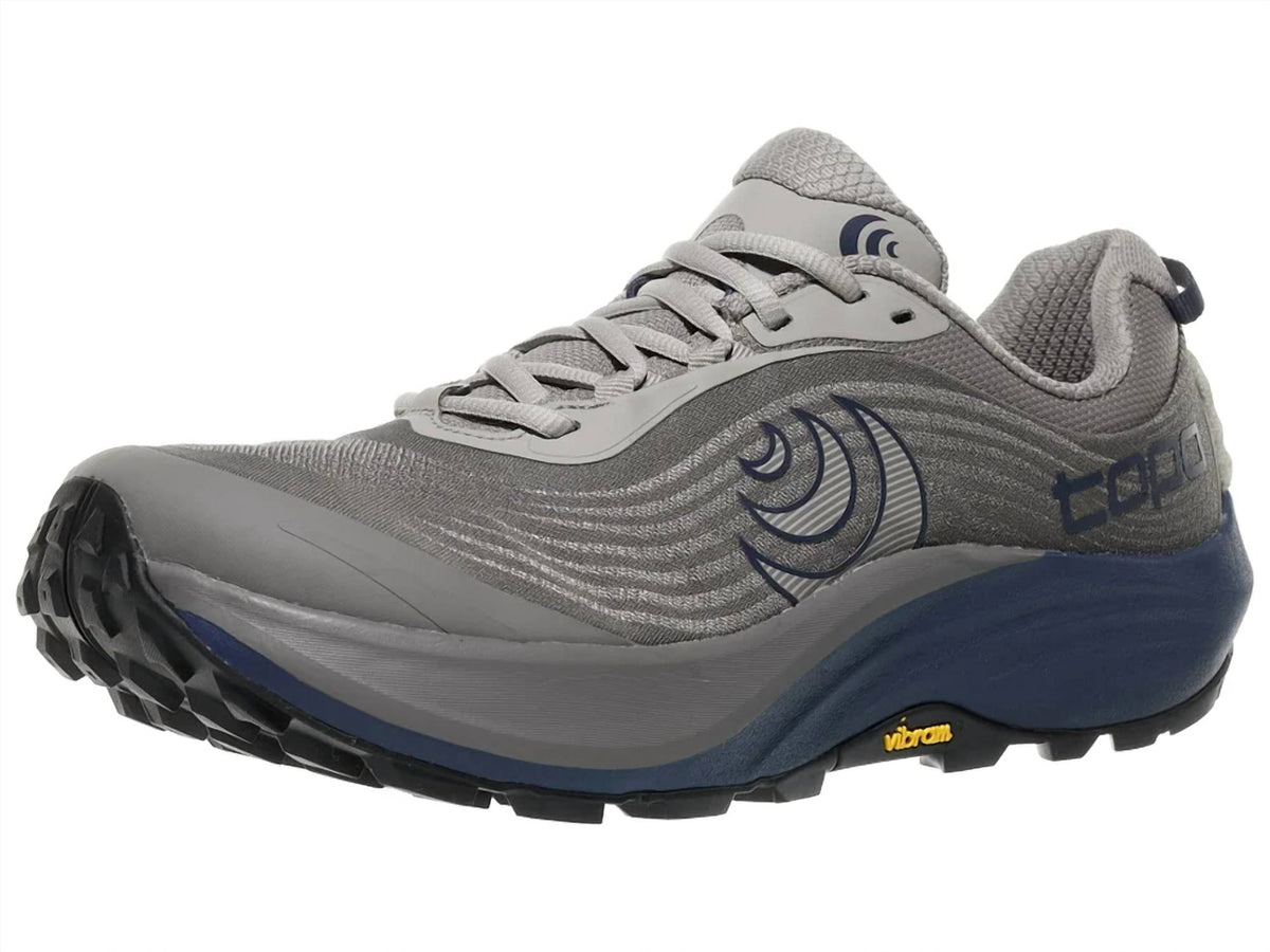 Topo Athletic - Men's Pursuit 3 Sneakers