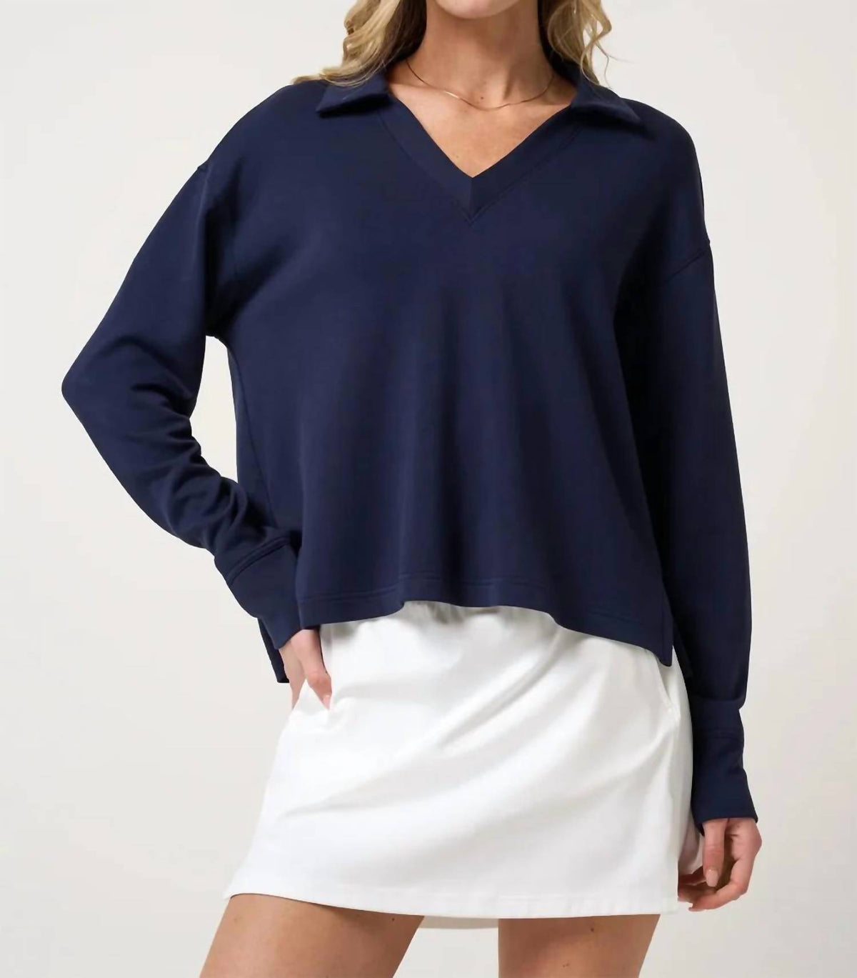 Travismathew - Skyloft Soft V-neck Pullover Top