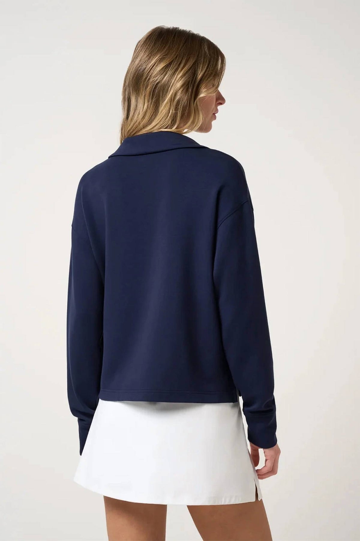 Travismathew - Skyloft Soft V-neck Pullover Top