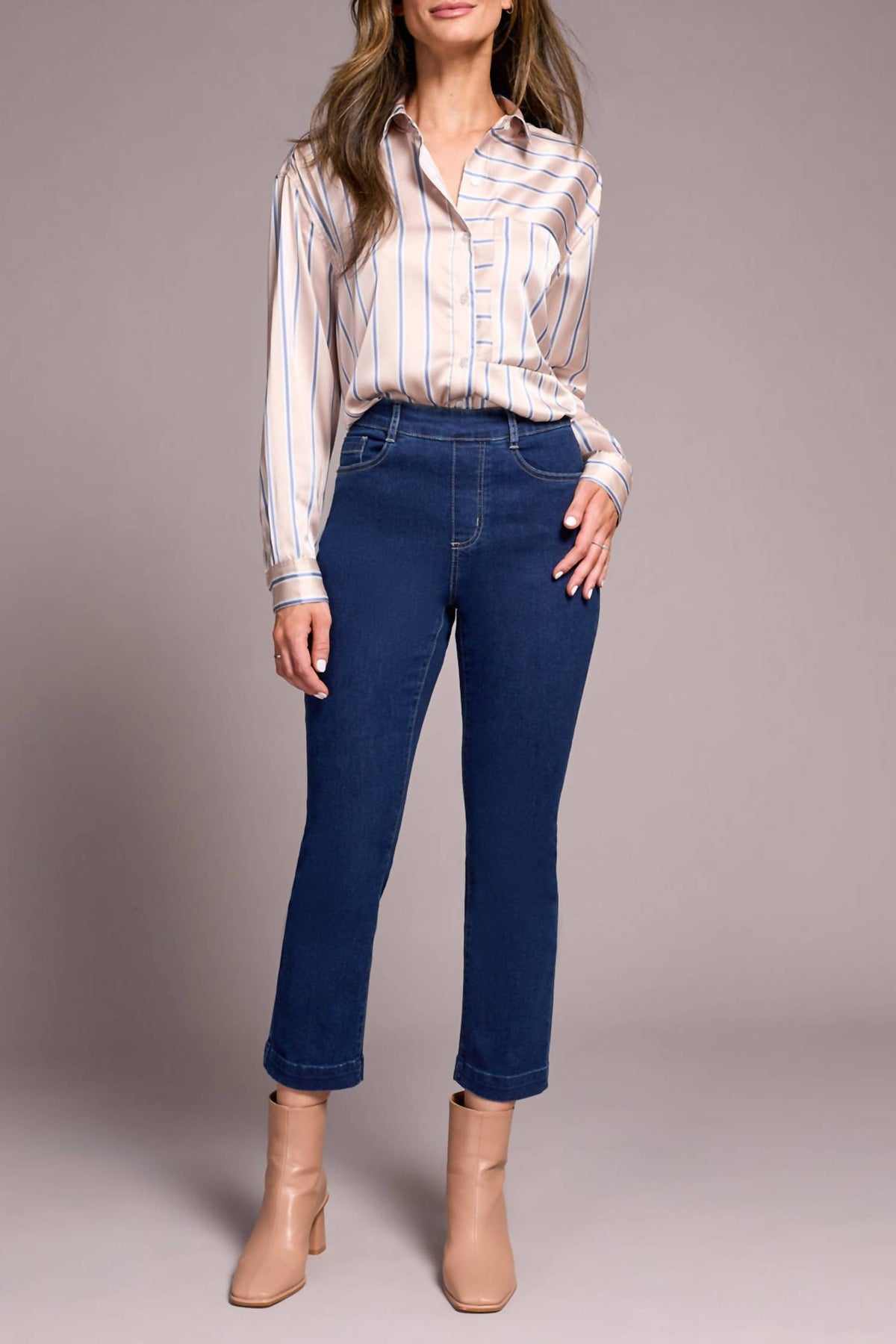 Tribal - Audrey Pull-on Crop Jeans