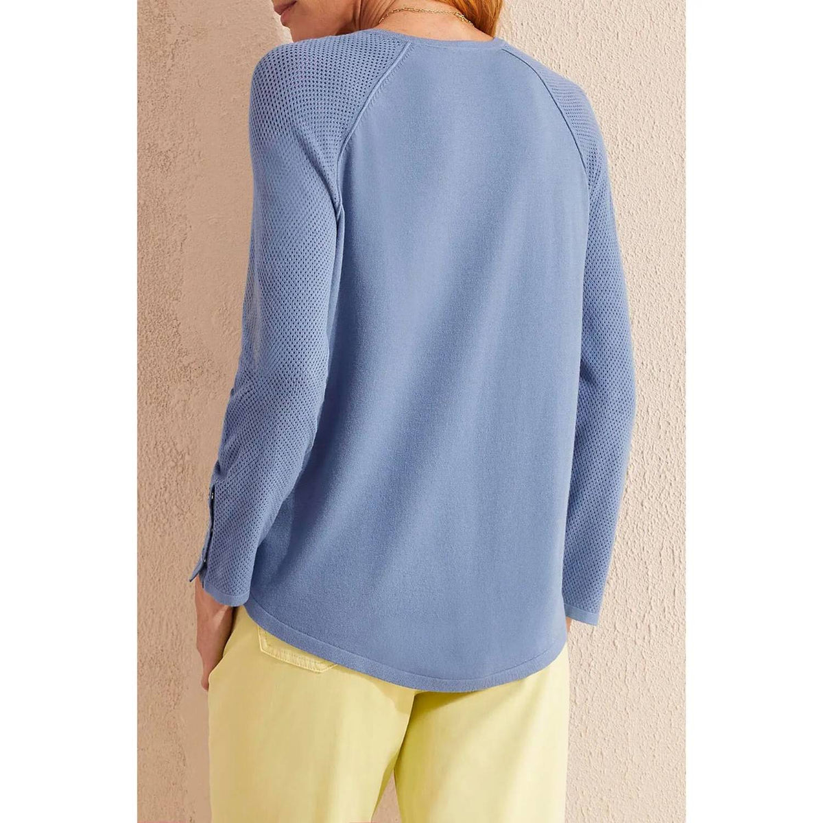 Tribal - V-neck Raglan Sweater