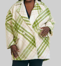Tricot Chic - Oversized Plaid Coat - Plus Size