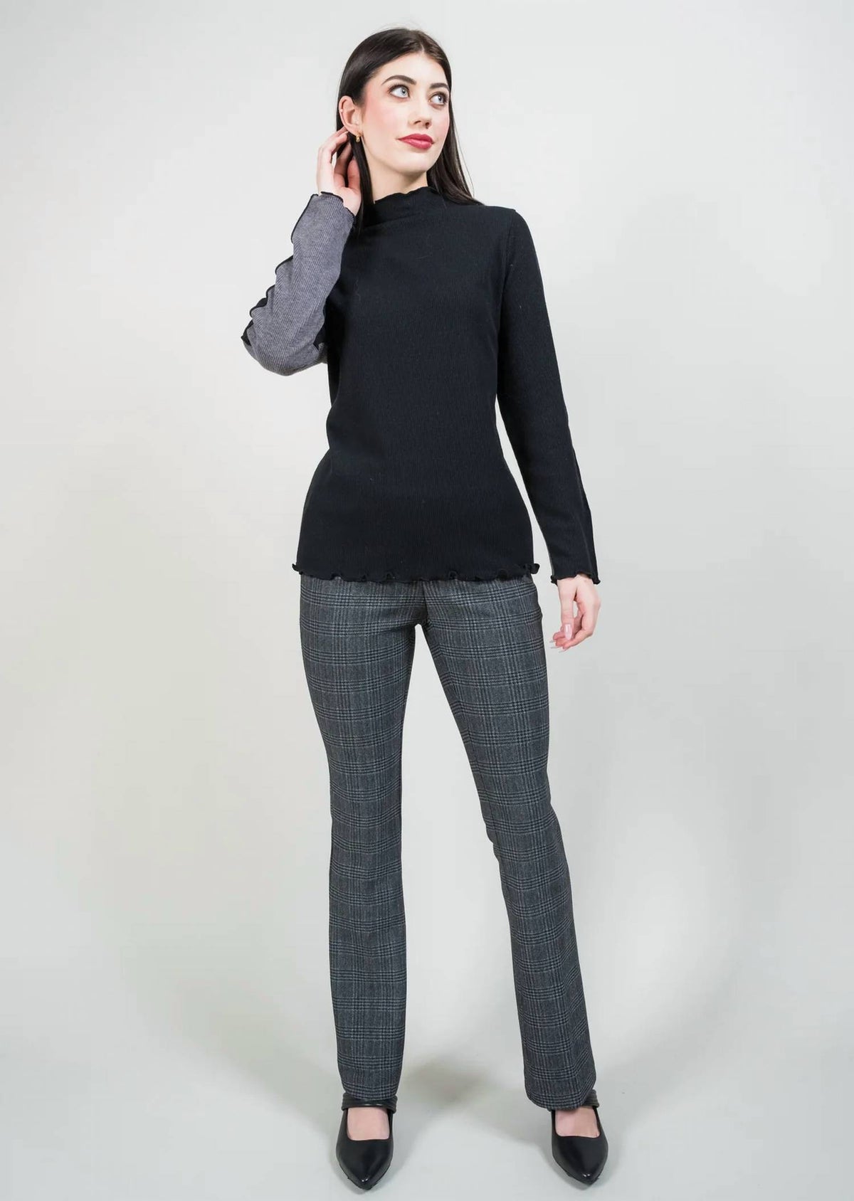 Trisha Tyler - Two toned ribbed top