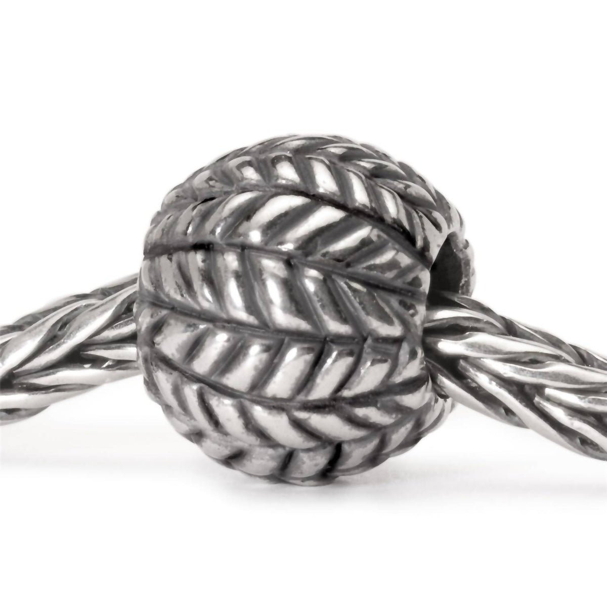 Trollbeads - Women's Sweater Bead Charm