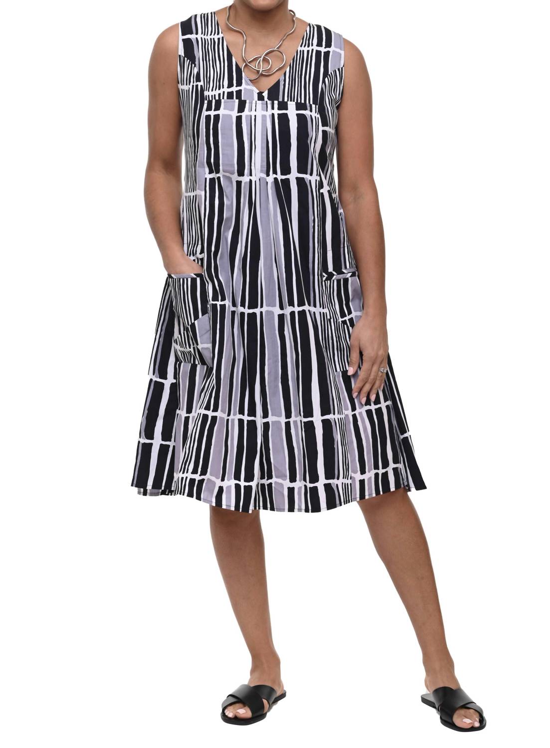 Tulip Clothing - Poppie Dress - black - clothing - cotton