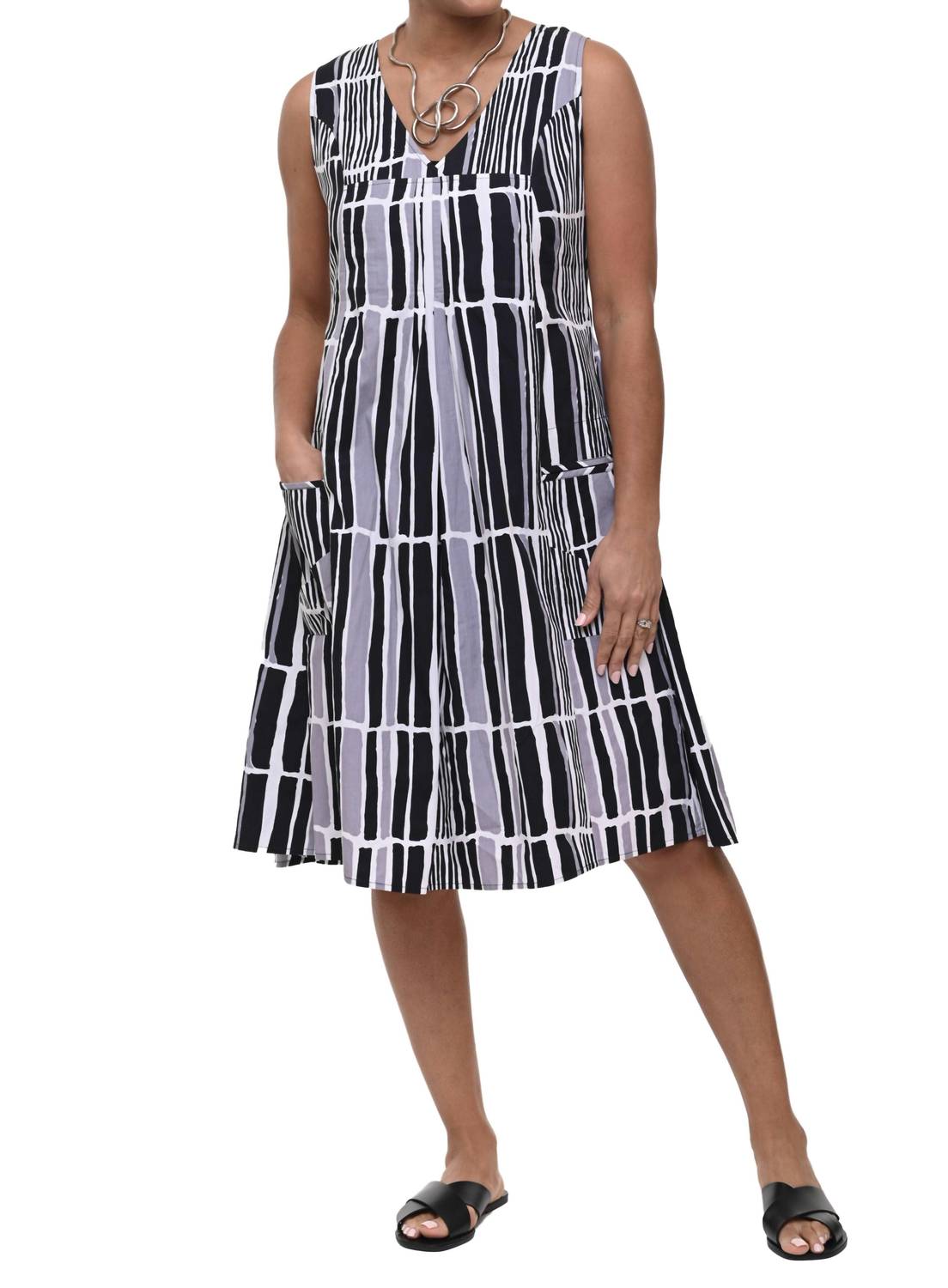 Tulip Clothing - Poppie Dress - black - clothing - cotton