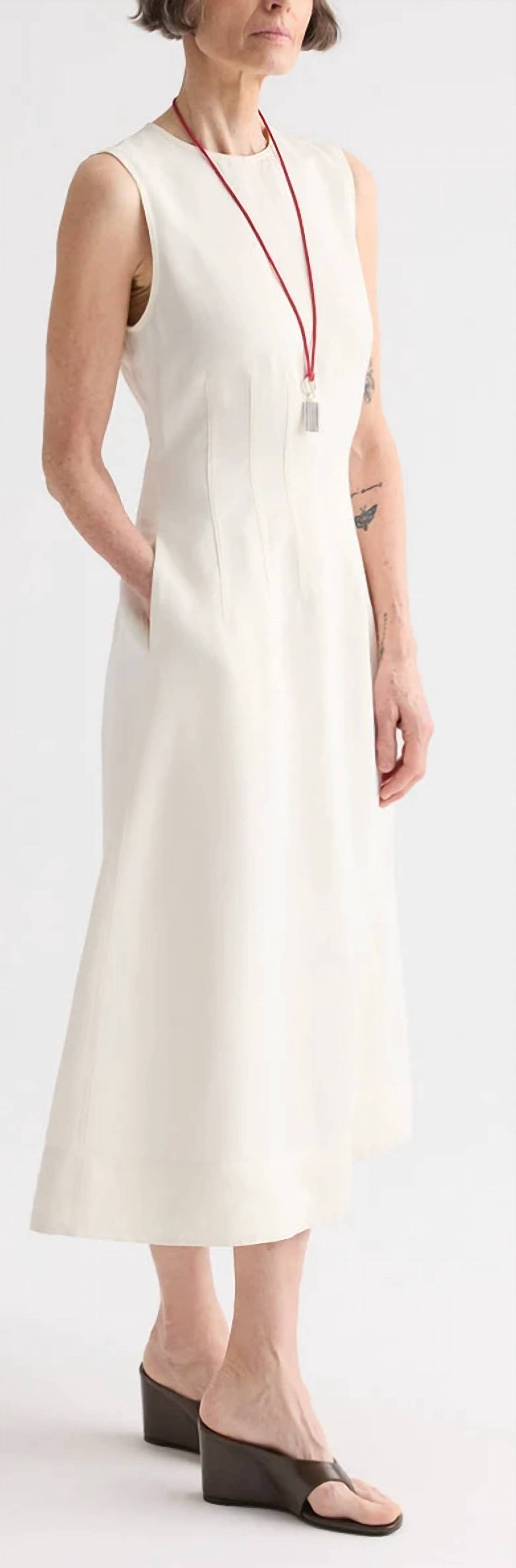 Twp - Darts Crew Neck Midi Dress