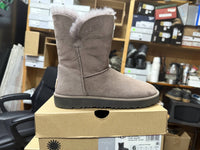 Ugg - Women's Classic Cuff Short Boot