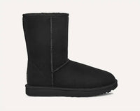Ugg - Women's Classic Short II Boot