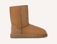 Ugg - Women's Classic Short II Boot