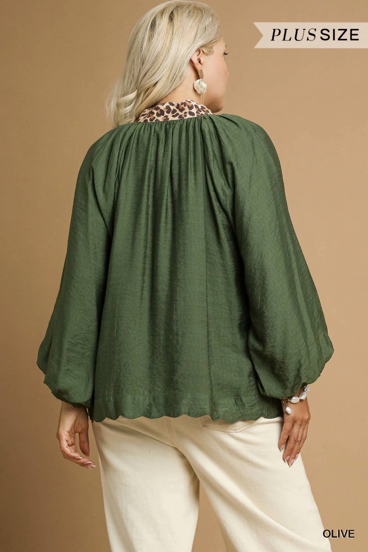 Umgee - Balloon Sleeve Blouse - Plus