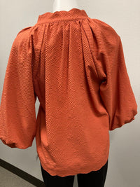 Umgee - Women's V-neck textured top