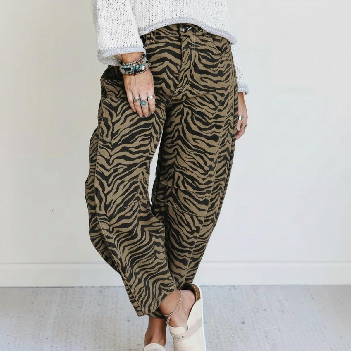 Umorger - Zebra Stripe Barrel Jeans