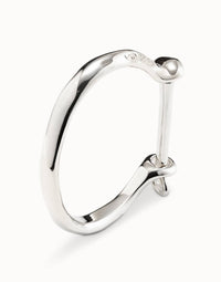 Unode50 - Unisex Shackle‑style Clasp Bangle Bracelet