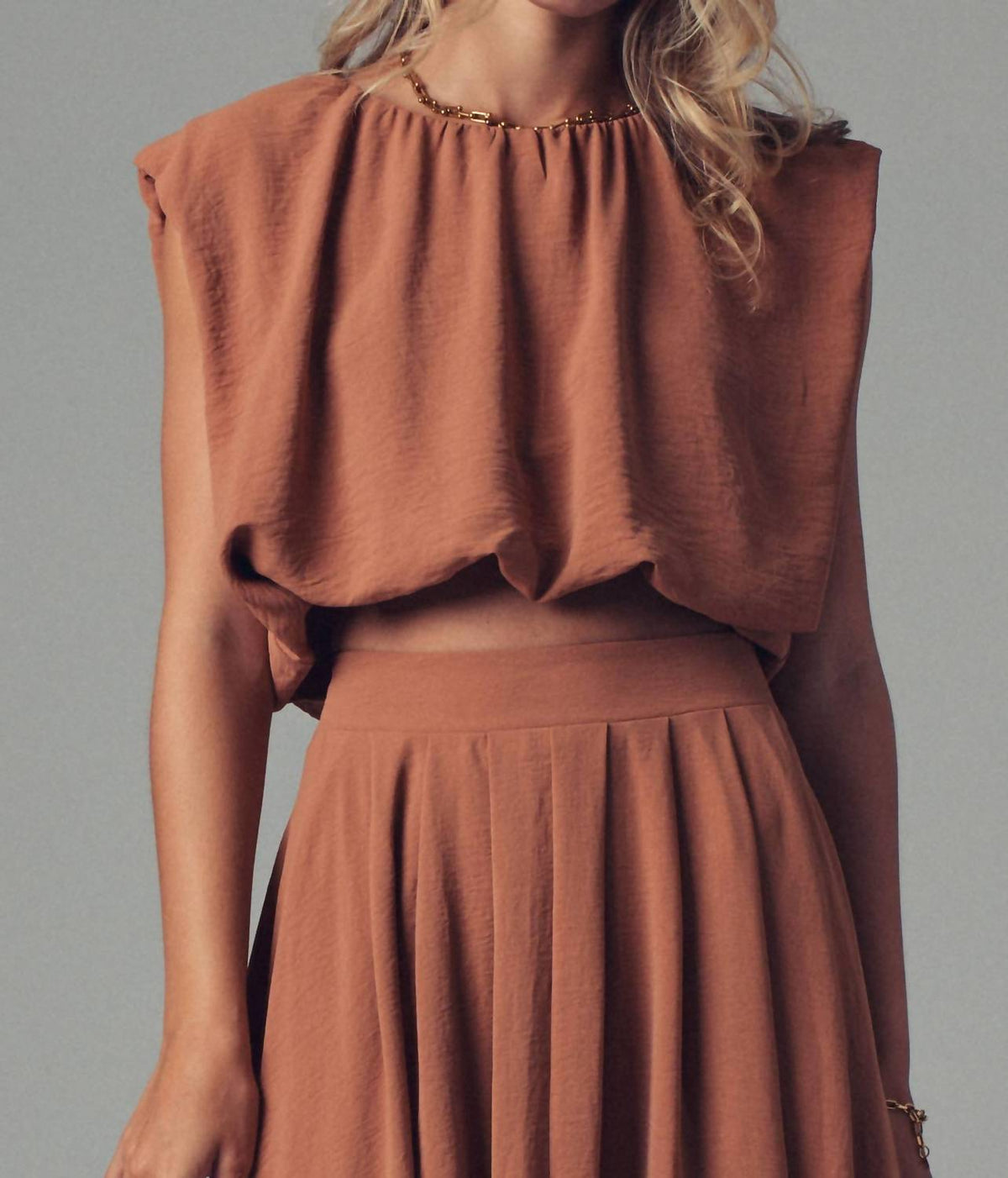 Urban Daizy - Back Tie Sleeveless Top