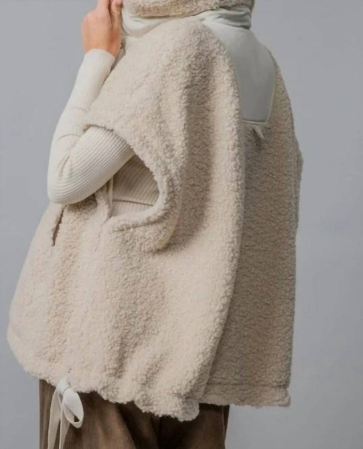 Urban Daizy - Snap Button Teddy Fleece Vest