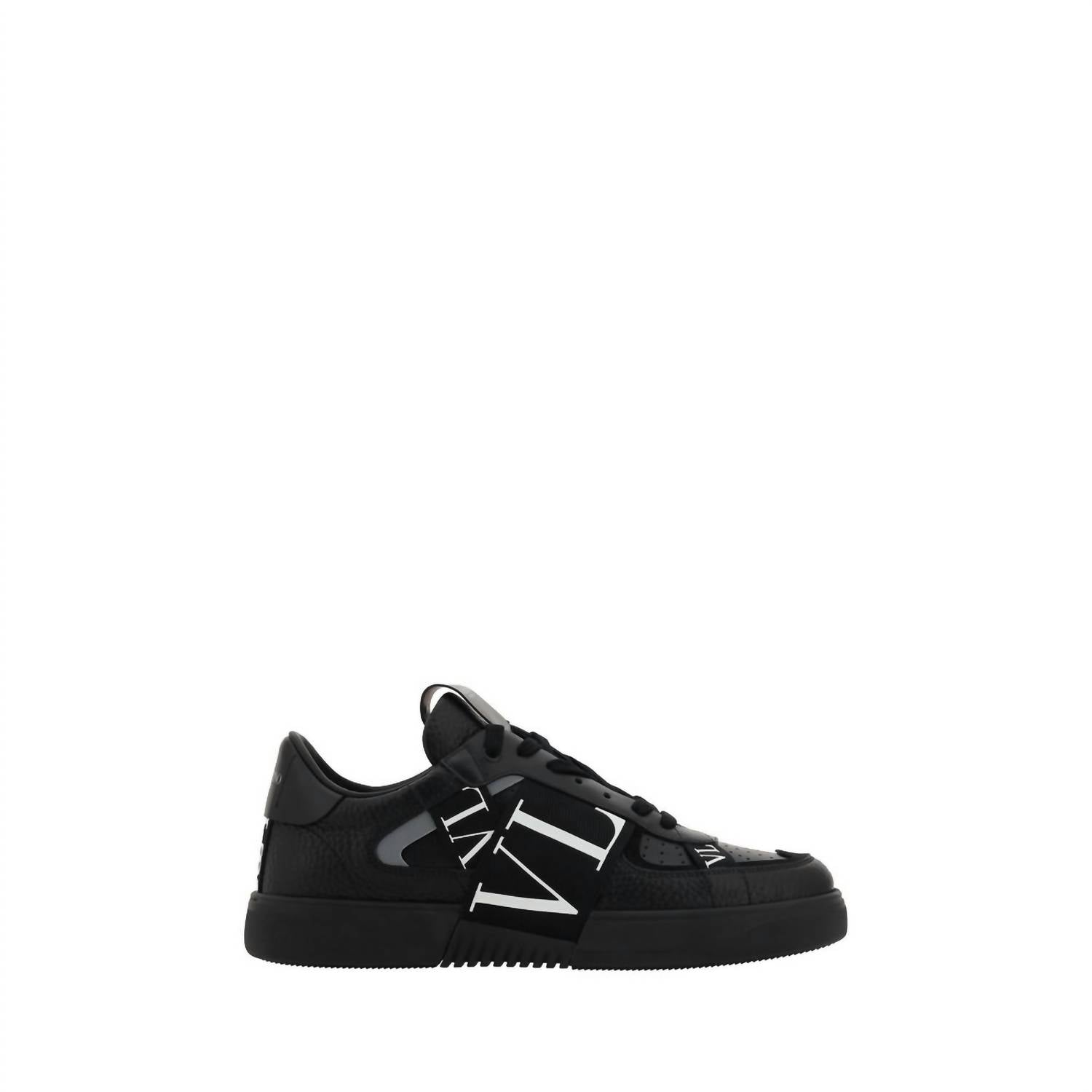 Valentino Garavani - Men's Vl7n Sneakers - black - leather - shoes