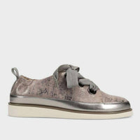 Vaneli - Women's Quenda Sneaker