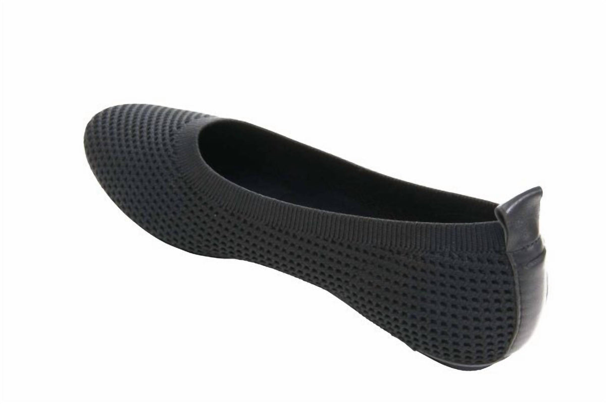 Vaneli - Women’s Suvi Stretch Knit Shoe
