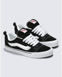 Vans - Unisex Knu Skool Sneaker