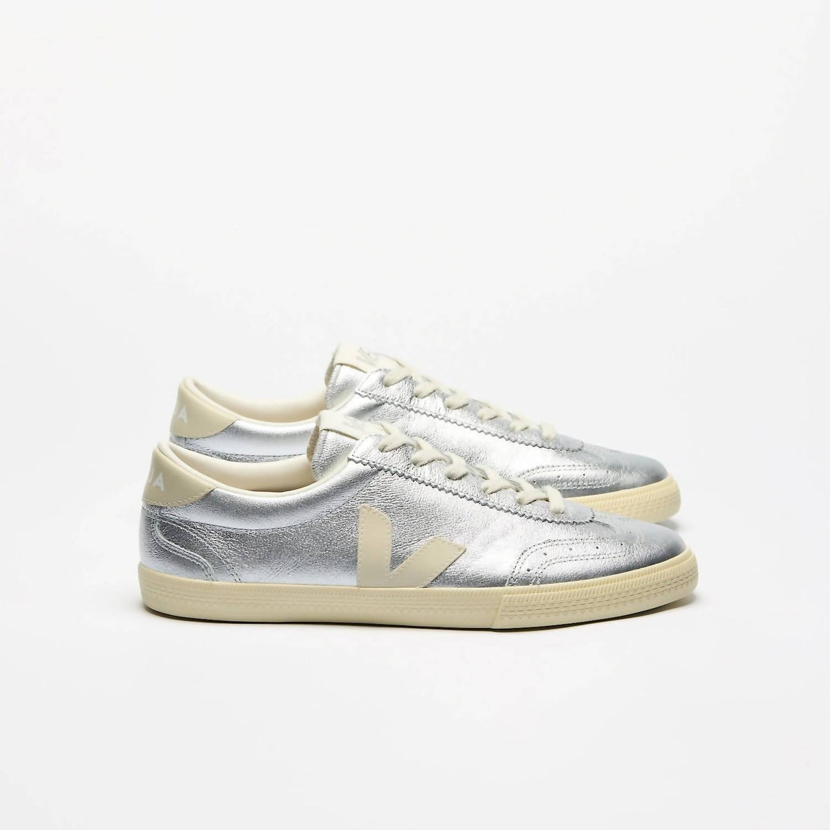 Veja - Women's Volley O.t. Leather Sneaker
