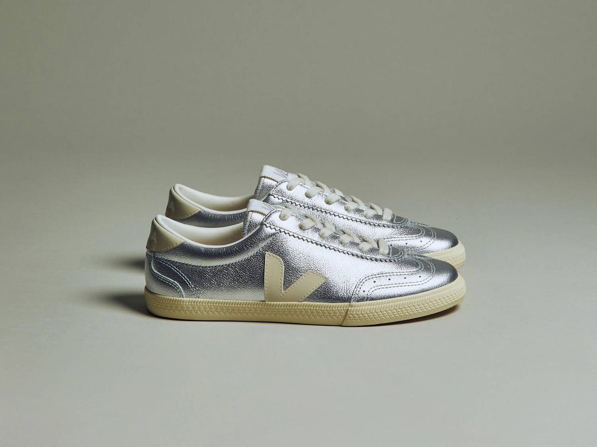 Veja - Women's Volley Sneakers