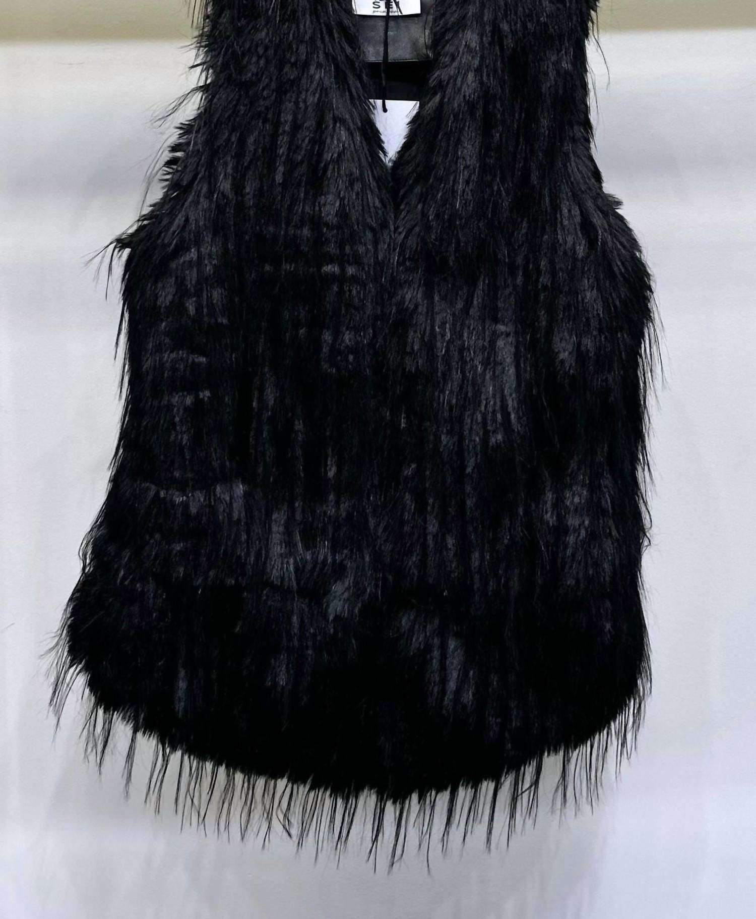 Venti6 - Women's Long Hair Faux Far Vest - black - clothing - faux - fur
