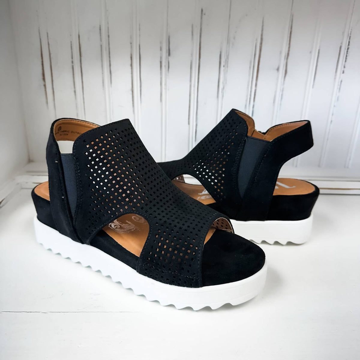 Very G - Women's Amy Platform Sandal
