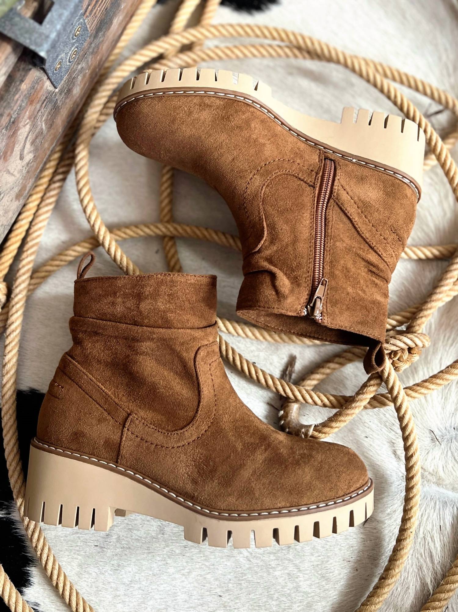 Very G - Women's Dashing Boots - ankle - boots - booties - brown