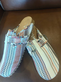 Very G - Women's Picnic 2 Slides