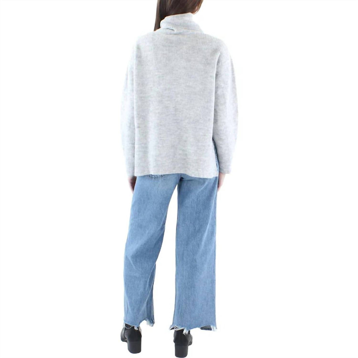 Vigoss - Ribbed Sideslit Turtleneck Sweater