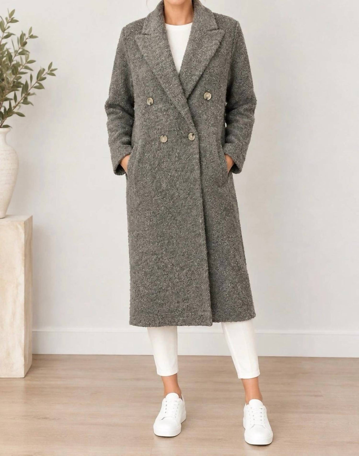 Vince - PEBBLE TEXTURE WOOL COAT
